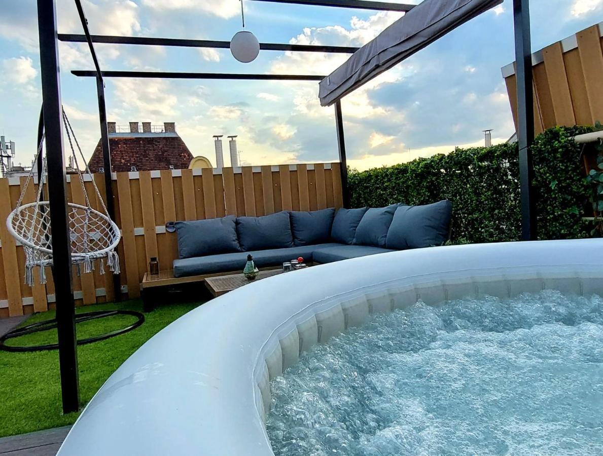 A+ Budapest Downtown Apartments Екстер'єр фото